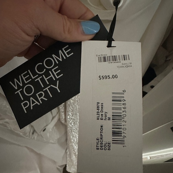 EVE DRESS
Retrofête - Picture 5 of 5